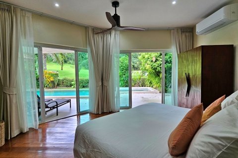 Villa in Kathu, Thailand 3 bedrooms № 162198 - photo 23