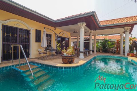 Дом в Паттайе, Таиланд с 3 спальнями  № 134805 - фото 4