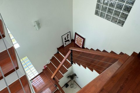House in Phuket, Thailand 3 bedrooms № 171983 - photo 18