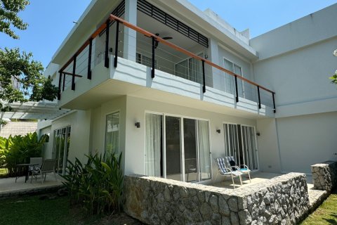 House in Phuket, Thailand 3 bedrooms № 171983 - photo 2