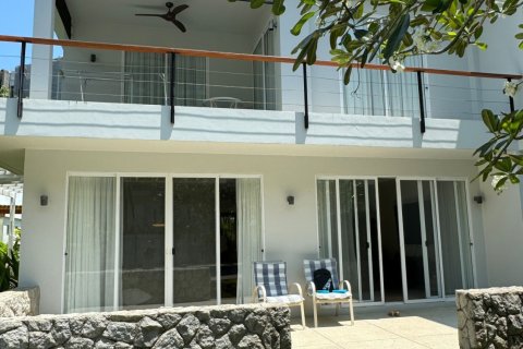 House in Phuket, Thailand 3 bedrooms № 171983 - photo 3