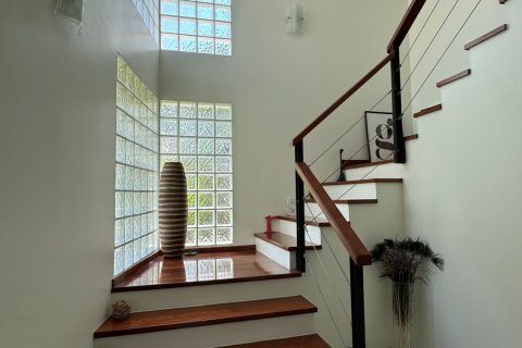 House in Phuket, Thailand 3 bedrooms № 171983 - photo 13