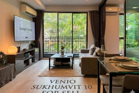 Condo in Khlong Toei, Bangkok, Thailand, 1 bedroom  № 172879 - photo 2