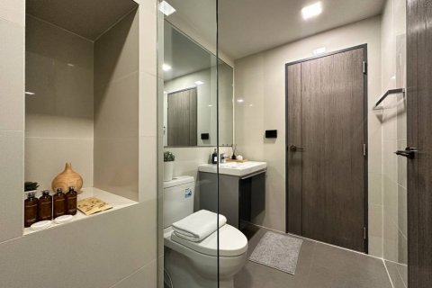 Condo in Khlong Toei, Bangkok, Thailand, 1 bedroom  № 172879 - photo 7