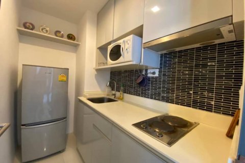 Кондоминиум с 2 спальнями в Бангкоке, Таиланд № 172882 - фото 2