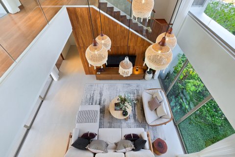 Villa in Bang Tao, Thailand 4 bedrooms № 71753 - photo 17