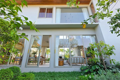 Villa in Bang Tao, Thailand 4 bedrooms № 71753 - photo 2