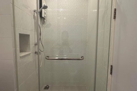 Studio in the Condo in Huai Khwang, Bangkok, Thailand  № 169335 - photo 14