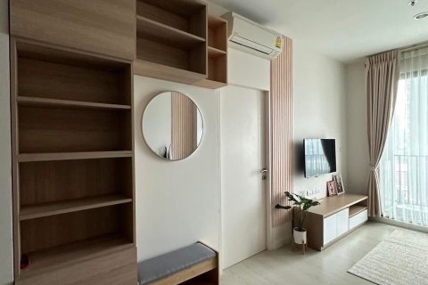 Studio in the Condo in Huai Khwang, Bangkok, Thailand  № 169335 - photo 3