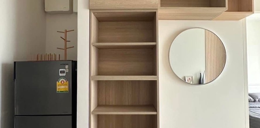 Studio in the Condo in Huai Khwang, Bangkok, Thailand  № 169335