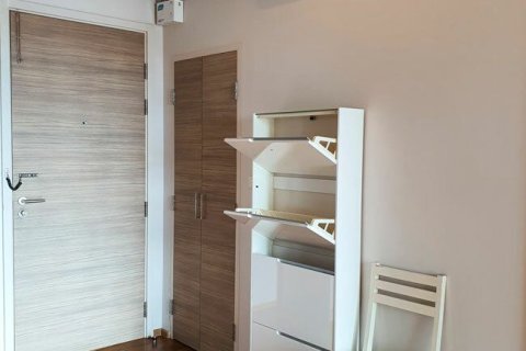 Studio dans le Condo à Khlong San, Bangkok, Thaïlande  № 169334 - photo 13