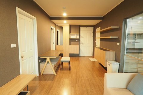 Condo in Yan Nawa, Bangkok, Thailand, 2 bedrooms  № 149361 - photo 2