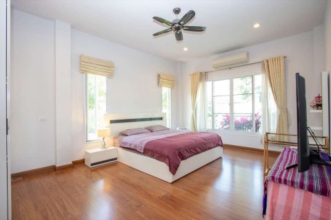 House in Chiang Mai, Thailand 3 bedrooms № 121709 - photo 11