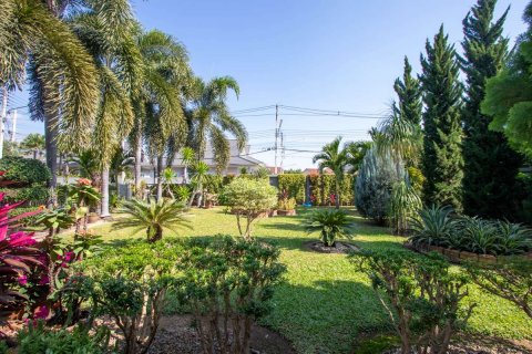 House in Chiang Mai, Thailand 3 bedrooms № 121709 - photo 17