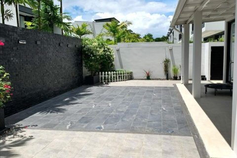 House in Bang Tao, Thailand 6 bedrooms № 153881 - photo 22