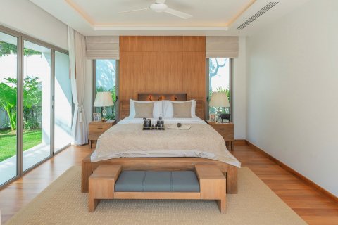Villa in Phuket, Thailand 4 bedrooms № 165607 - photo 5
