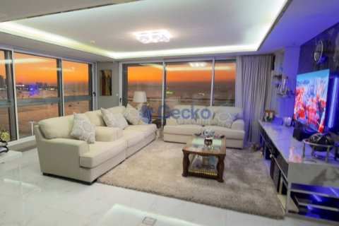 Condo in Pattaya, Thailand, 2 bedrooms  № 195944 - photo 14