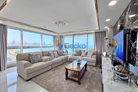 Condo in Pattaya, Thailand, 2 bedrooms  № 195944 - photo 23