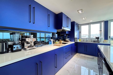 Condo in Pattaya, Thailand, 2 bedrooms  № 195944 - photo 10