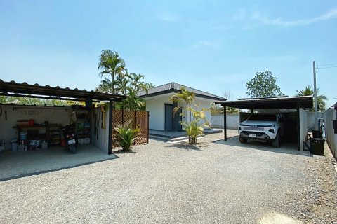 Villa in Cha-am, Thailand 4 bedrooms № 174035 - photo 11