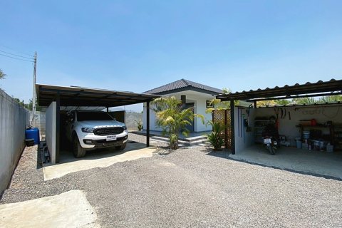 Villa in Cha-am, Thailand 4 bedrooms № 174035 - photo 12