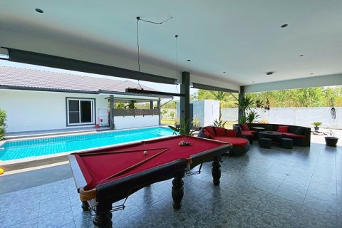 Villa in Cha-am, Thailand 4 bedrooms № 174035 - photo 5