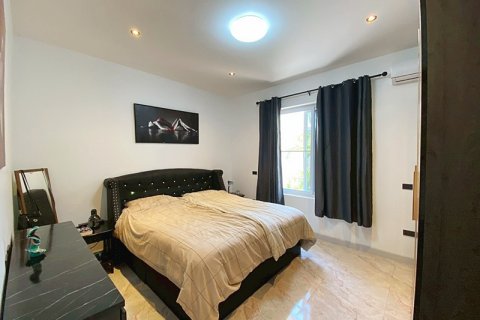 Villa in Cha-am, Thailand 4 bedrooms № 174035 - photo 18