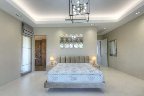 House in Bang Tao, Thailand 4 bedrooms № 180353 - photo 29