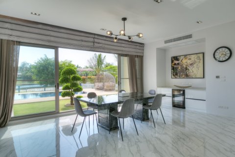 House in Bang Tao, Thailand 4 bedrooms № 180353 - photo 9