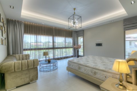 House in Bang Tao, Thailand 4 bedrooms № 180353 - photo 26