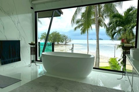 Duplex in Krabi, Thailand 4 bedrooms № 173521 - photo 10