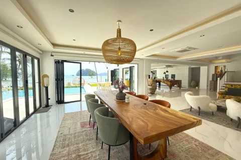 Duplex in Krabi, Thailand 4 bedrooms № 173521 - photo 2