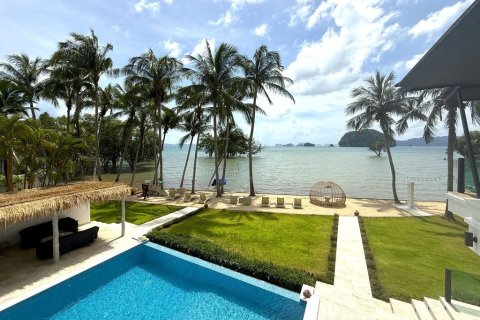 Duplex in Krabi, Thailand 4 bedrooms № 173521 - photo 5