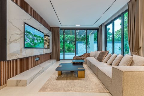 Villa in Pattaya, Thailand 7 bedrooms № 173520 - photo 15