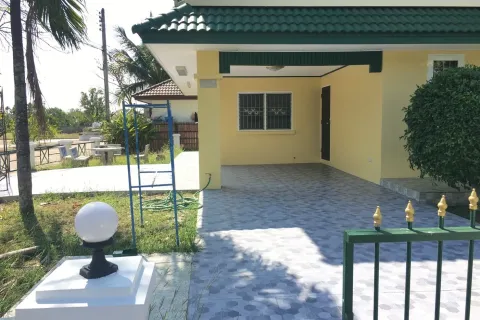 Дом в Ханг Донге, Таиланд с 3 спальнями  № 173519 - фото 2