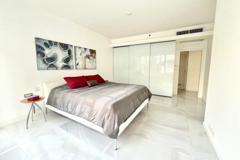 Studio dans le Condo à Pathum Wan, Bangkok, Thaïlande  № 173522 - photo 5