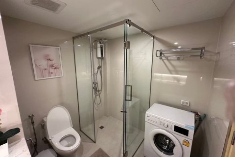 Condo in Bang Rak, Bangkok, Thailand, 4 bedrooms  № 173525 - photo 2