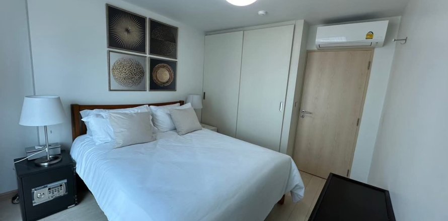 Condo in Bang Rak, Bangkok, Thailand, 4 bedrooms  № 173525