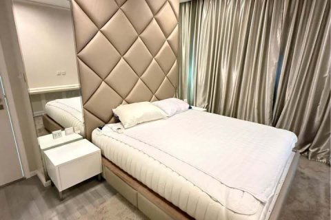 Condo in Watthana, Bangkok, Thailand, 2 bedrooms  № 173524 - photo 8