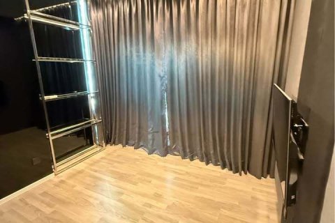 Condo in Watthana, Bangkok, Thailand, 2 bedrooms  № 173524 - photo 18