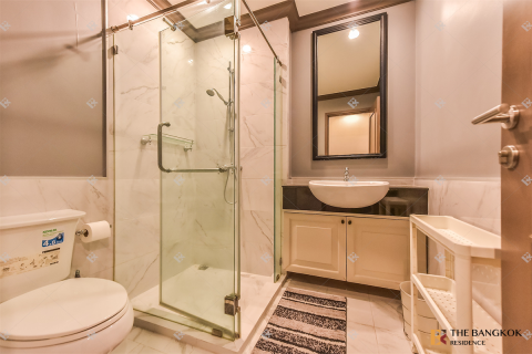 Condo in Bangkok, Thailand, 2 bedrooms  № 194615 - photo 9