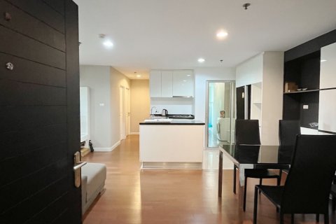 Condo in Huai Khwang, Bangkok, Thailand, 2 bedrooms  № 164690 - photo 6