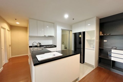 Condo in Huai Khwang, Bangkok, Thailand, 2 bedrooms  № 164690 - photo 8