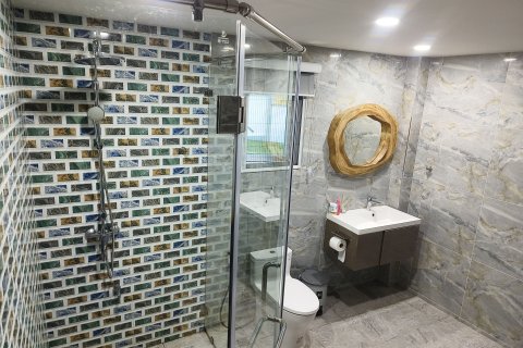 House in San Pa Tong, Thailand 5 bedrooms № 164693 - photo 12