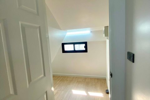 Дом в Сарафи, Таиланд с 4 спальнями  № 173210 - фото 23