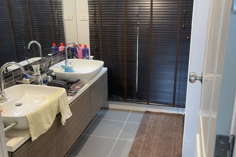 Townhouse à Bang Kapi, Bangkok, Thaïlande 2 chambres № 173208 - photo 5