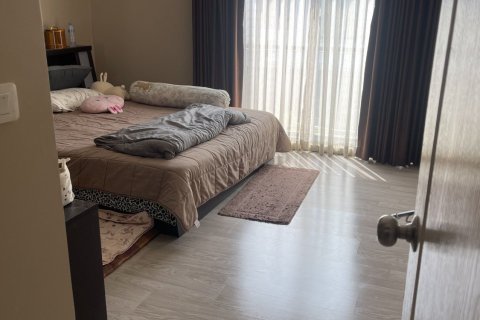 Townhouse à Bang Kapi, Bangkok, Thaïlande 2 chambres № 173208 - photo 4