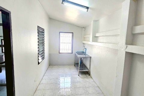 Townhouse in Bangkok, Thailand 3 bedrooms № 173205 - photo 5