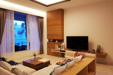 Condo in Hua Hin, Thailand, 3 bedrooms  № 167399
