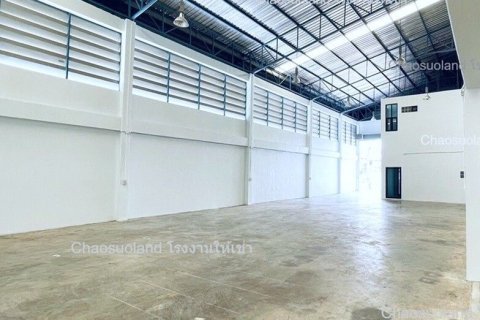 Warehouse in Samut Sakhon, Thailand № 167394 - photo 2
